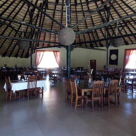 Xain Quaz Camp Hotell Gobabis Exteriör bild