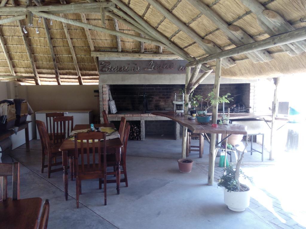 Xain Quaz Camp Hotell Gobabis Exteriör bild