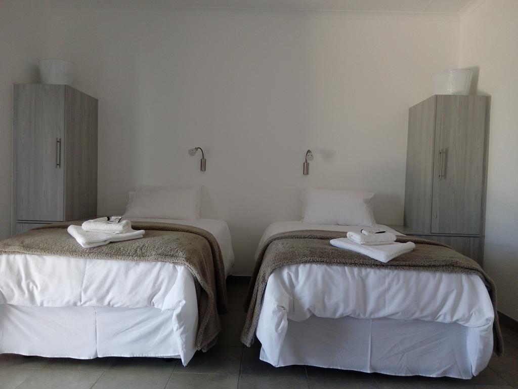 Xain Quaz Camp Hotell Gobabis Exteriör bild